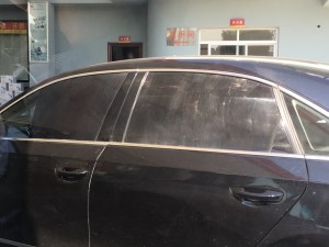 The tint is on the outside! 